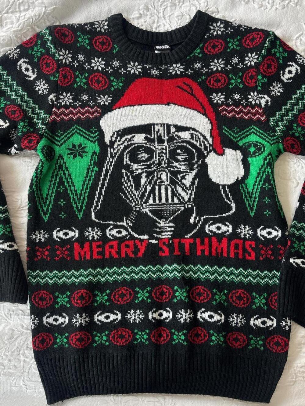 Star wars Christmas sweater men’s large